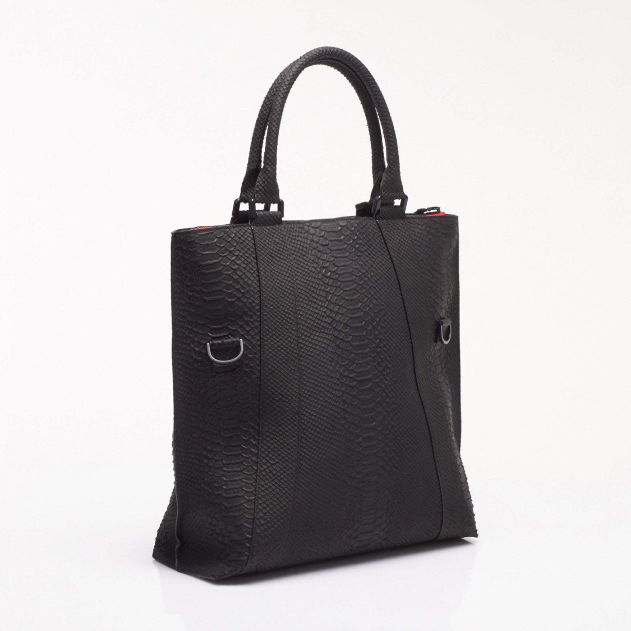 Saint Augustin Luxury Bag in Black Taurillon Leather by Anonyme Paris - La  Perfection Louis